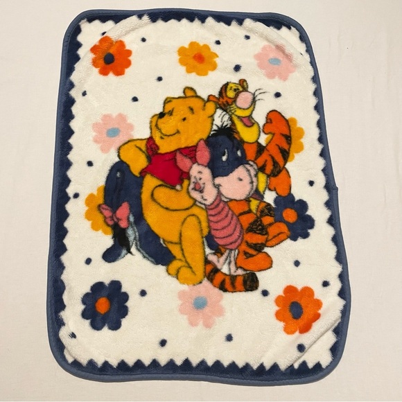 Disney Baby Winnie the Pooh Fleece Blanket Tigger Eeyore Piglet 40” x 29” - Picture 1 of 16